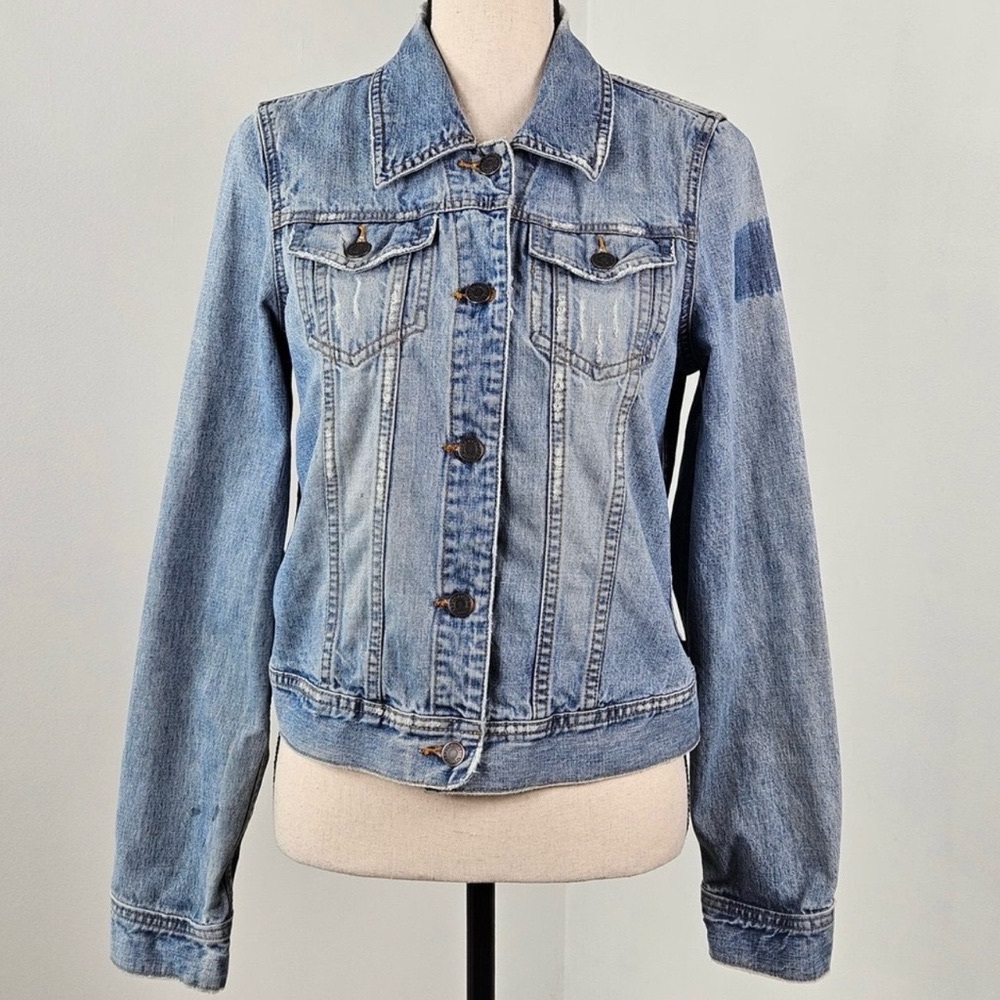 Abercrombie and Fitch Light Blue Denim Jean Jacket | Women's Large | FLAWS